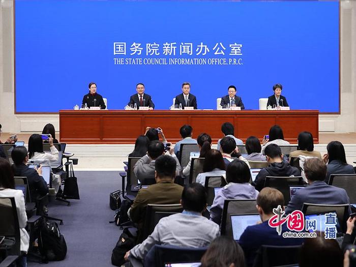 财政部一正三副主要负责人到场,财政部一正三副主要负责人到场，重塑财政体系的关键力量，财政部主要负责人齐聚重塑财政体系的关键力量会议现场