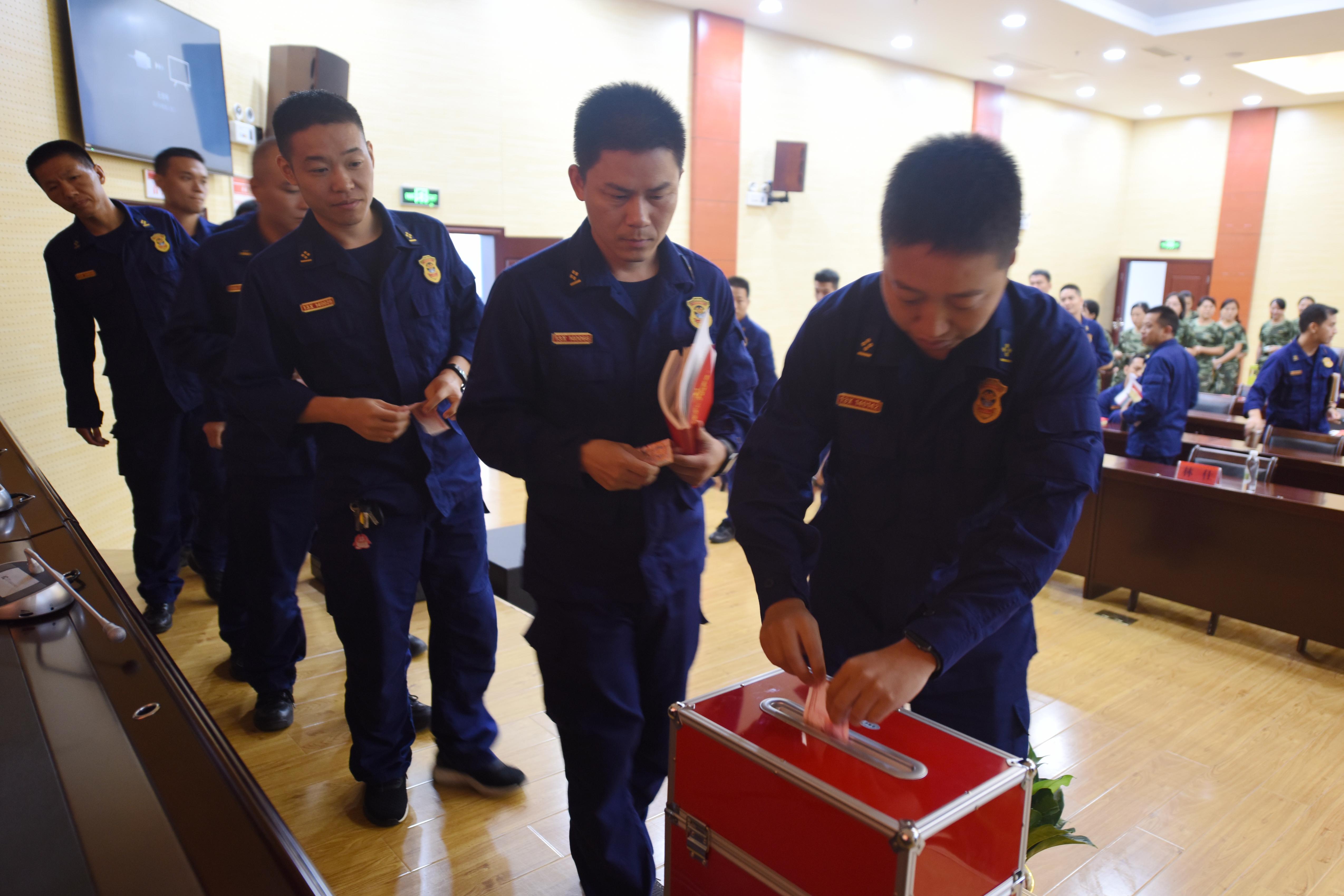 三明最新车祸,三明最新车祸事件深度解析，三明最新车祸事件深度解析与报道
