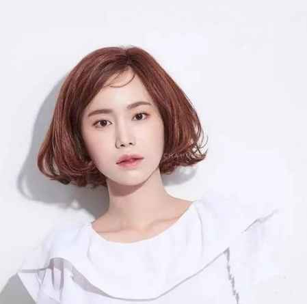 韩国最新发型女,韩国最新发型女，时尚潮流的演绎者，韩国最新发型女，时尚潮流的先锋